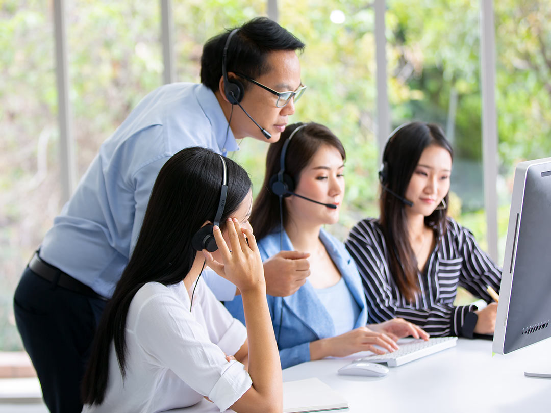 Adopting a Smart Conversation Resolution Strategy in the Indonesian Digital Landscape